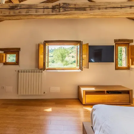 Terra Ecoturismo Casa La Laguna Dağ evi La Focella